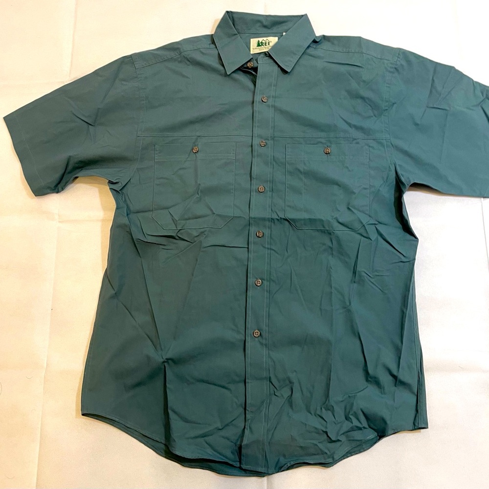 REI button down men’s shirt